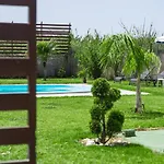 M&b Luxury House