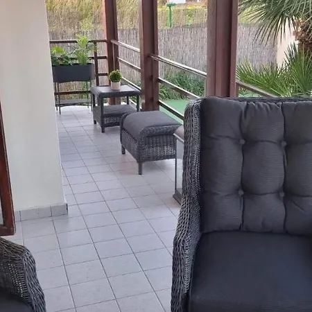 M&b Luxury House Дом отдыха Теологос